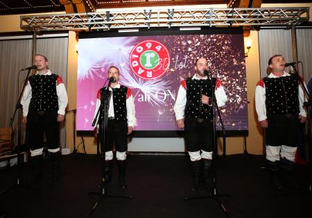 ONA ali ON 74 FOTO LJUBO VUKELIČ